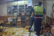 求職碰壁！弟客廳撒金紙爬頂樓　軍職兄收訣別語急叩警救人