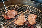 中秋烤肉「1物別吃」！男大生不顧直接吞　竟嘔吐「狂瀉20多次」險休克