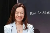 柯文哲鐵了心？副手可能人選鄒開蓮現身競選總部　是否棄藍白合推柯蓮配回應了