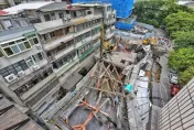 不滿都發局長沒出席協調會　基泰受災戶嘆「媽媽吃安眠藥才能睡」