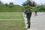 金防部指揮官親自帶隊射擊　T75K3手槍正全軍換裝