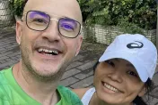 被誤會懷孕！吳鳳淚曝老婆入院開刀　見9公分肌瘤嚇到：像女生手掌大