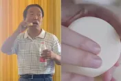 影/太拚！皂廠老董直播帶貨狠吞肥皂　稱「安全無添加」網友：吃完吐泡泡？