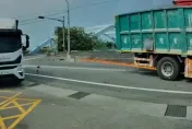 影/驚悚影像曝！彰化騎士闖紅燈慘遭輾斃　機車起火卡車底拖出10公尺火痕
