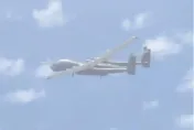 國造潛艦今高雄下水　對岸派可掛彈無人機現蹤小琉球外海