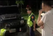 影/中秋執法不打烊！台中警查獲千萬賓士6違規　送7萬罰單大禮包