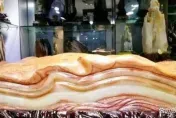 山上發現「五花肉」奇石拒50萬出售　鑑價結果出爐...網驚：好在沒賣