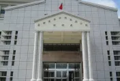 夫妻長期遭受精神壓力！為阻止兒失控不慎勒死　父遭判刑4年