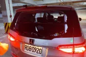 小犬颱風/《中天新聞》前進墾丁第一線　採訪車擋風玻璃慘遭惡犬「咬」破