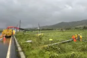 小犬颱風/60支電桿慘斷裂！恆春剩1808戶未復電　台電緊急搶修