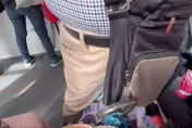 影/8旬翁逼讓位祭超噁手段？女坐博愛座遭「磨蹭大腿+下方逼近」