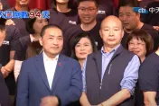 影/侯友宜、韓國瑜合體！　兩人「十指緊扣、互摟咬耳朵」畫面曝光