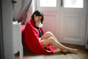 慘！月給「軟飯男」13萬零用錢　女商人爲愛人財兩失