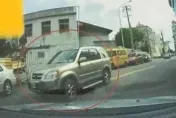 閃違停跨越雙黃線結果挨罰能不能撤紅單？他悶爆po網警方後續這樣處置