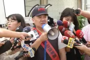影/不服遠航總部被強拆！張綱維率隊丟雞蛋抗議　大聲公怒嗆