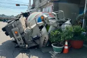 兩個月第三次！高雄街頭天坑再現　網酸：果然是「民進『洞』」