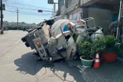 快訊/高雄又見天坑！水泥車「右邊身體掉進洞」　司機自行爬出