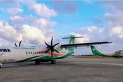 影/7旬翁「擅換座位」罵空服員遭拒載帶離　立榮航班延誤半小時
