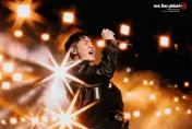 周湯豪吃太多「雞」　被拱脫衣害羞婉拒：你很色！