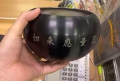 師姐化緣的「碗缽」搞丟！　台中警地毯式搜索幫她找回來