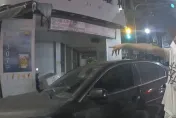 影/「欠修車費」被友人抱怨不還錢！高雄男惱怒持刀揮舞嚇壞路人