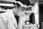 史書華被學生罵「垃圾、牙醫之恥」提告贏了！大酸：未拿執照先拿前科