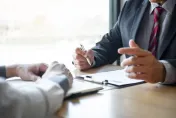 CEO收到超狂求職履歷！備註「精蟲計數8億隻」展現男性雄風