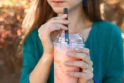 婦「不菸不酒」罹大腸癌！醫揪「1天2杯」害的　一堆人都中