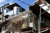 爆料找中天/水壓不夠不准裝水塔！屋主控「老房子自生自滅」　建管處：問題出在違建