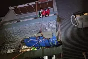 影/家中堆滿雜物像迷宮！百公斤男喘不過氣　苗栗警消吊掛搶救