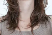 摸到脖子有腫塊恐「甲狀腺結節」！仍有癌變風險　3症狀速就醫