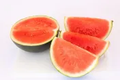 沒科學根據！網瘋傳2無籽水果「吃多易罹癌」　專家說話了