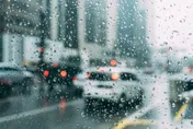 首波春雨來襲！連假3天「乍暖還寒」3月上旬急凍