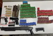 影/抄到007的槍「華瑟PPK」！竹市幫派男擁「3槍400顆子彈」　家中如軍火庫
