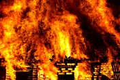 印度驚傳大爆炸！化工廠成瓦礫堆　至少12人喪生