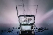 獨家/體內鬧水荒？網傳「手指一招」可測出　醫證實：看口腔黏膜就可以