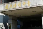 不滿打瞌睡被「拍臉叫醒」！台中男狠踹友人頭部致死　判7年8月
