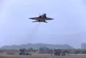 勇鷹高教機將接棒F-5E/F　台東志航基地展示訓練成果