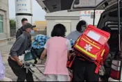 澎湖瓦硐港火燒船　男50%燒燙傷直升機後送高雄急救