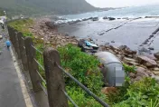 快訊/台2線水泥車衝破護欄、翻落海岸邊　駕駛無恙自行脫困
