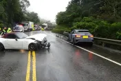 影/北宜公路3跑車追撞　馬自達「直球對決」2奧迪1女乘客送醫