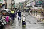快訊/影片曝光！新北三重行人地獄　7旬翁過馬路遭機車撞飛送醫不治