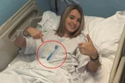 扯！妙齡女噎到食物「竟用牙刷去撈」　結果整支吞下肚