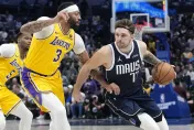影/東契奇送17助攻！獨行俠爽收4連勝　詹皇+AD轟70分白搭