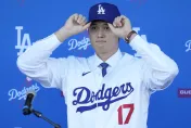 快訊/因道奇高層一句話動心！　大谷翔平披17號戰袍亮相曝「續留南加州原因」