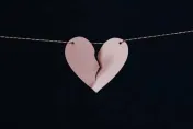 基督教尪超軟爛…吵架搬聖經「尪是妻子的頭」牧師公婆也參戰　她火大趕人