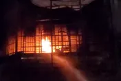 快訊/熊熊燃燒畫面曝！北市大安區公寓惡火肆虐　母女獲救同住男出門躲一劫