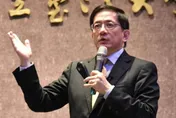 管中閔發聲！柯文哲控遭羅織　相挺：挺直脊梁！絕不低頭！