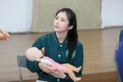 姊姊寒冬睡夢中猝死！「雞排妹」鄭家純推廣CPR　曝喪親之痛