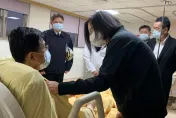 左營探視海虎潛艦受傷官兵　蔡總統：會持續搜救